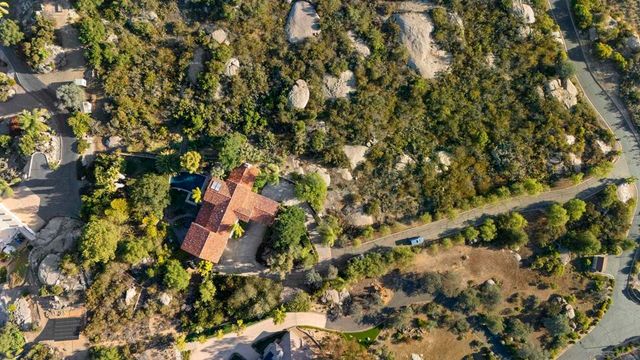 28889 Anderson Ct., Escondido, CA 92026