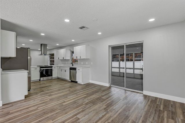 413 MAJORCA AVENUE, Altamonte Springs, FL 32714