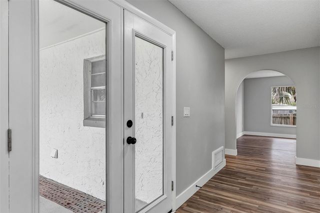 413 MAJORCA AVENUE, Altamonte Springs, FL 32714