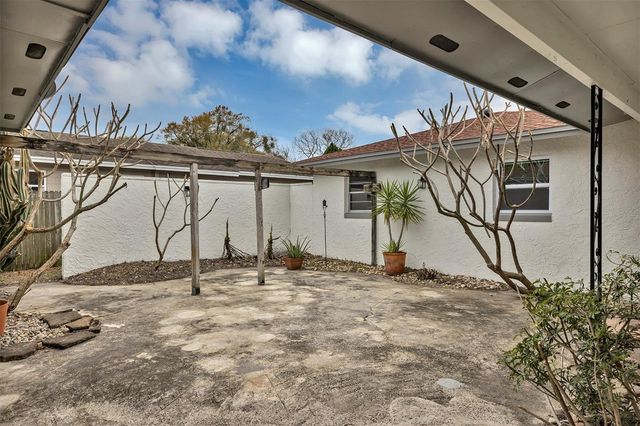 413 MAJORCA AVENUE, Altamonte Springs, FL 32714