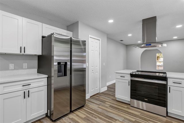 413 MAJORCA AVENUE, Altamonte Springs, FL 32714