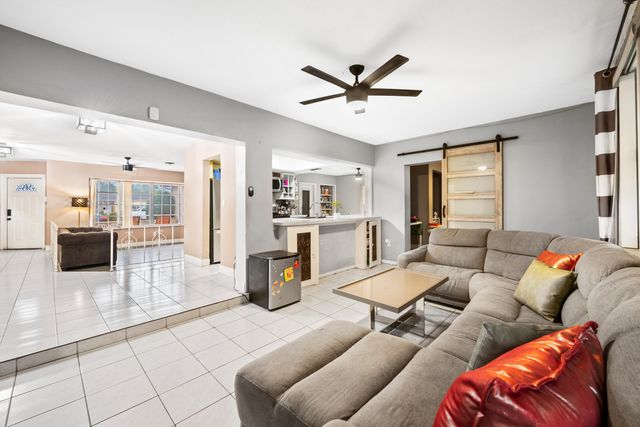 3941 NW 46th Avenue, Fort Lauderdale, FL 33319