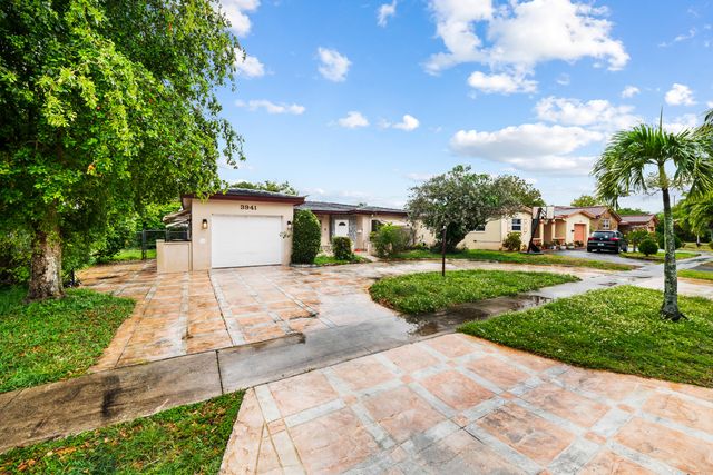 3941 NW 46th Avenue, Fort Lauderdale, FL 33319