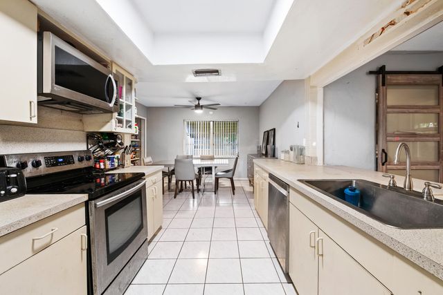 3941 NW 46th Avenue, Fort Lauderdale, FL 33319