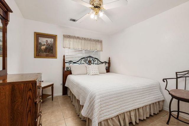 23663 Las Palmas Avenue, Madera, CA 93637