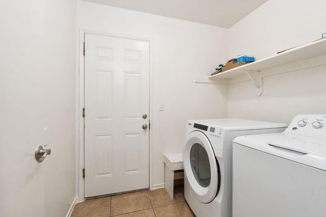 23663 Las Palmas Avenue, Madera, CA 93637