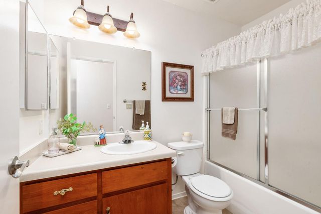 23663 Las Palmas Avenue, Madera, CA 93637