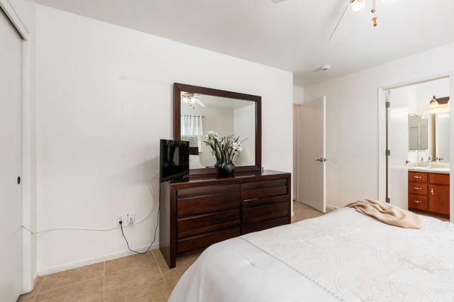 23663 Las Palmas Avenue, Madera, CA 93637