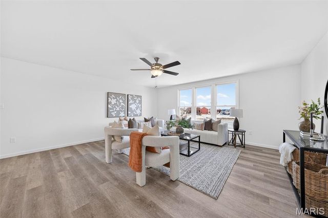 5014 Becks Landing Lane, St Charles, MO 63301