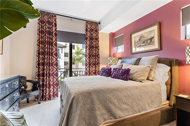 1030 3rd AVE S # 302, Naples, FL 34102