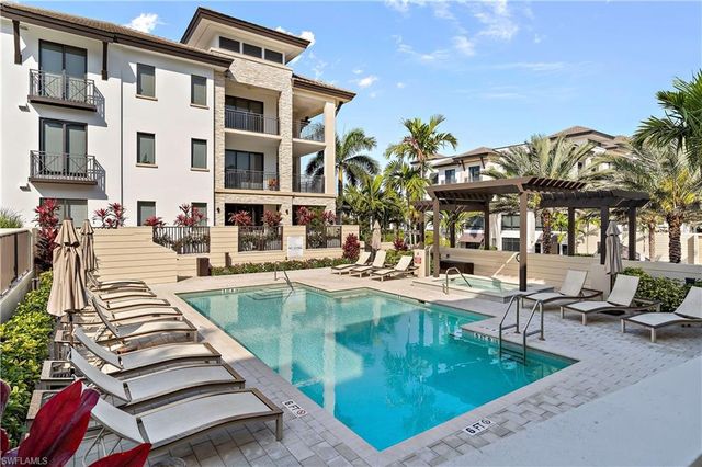 1030 3rd AVE S # 302, Naples, FL 34102