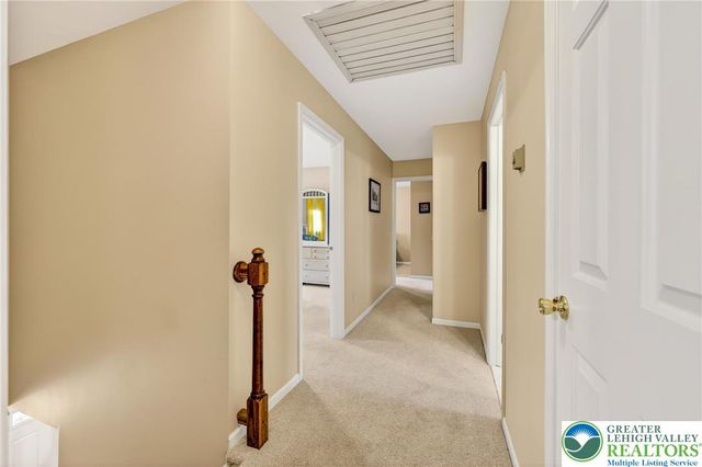 5292 Hanover Drive, Lower Macungie Twp, PA 18106