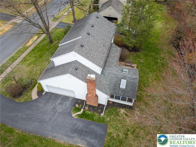5292 Hanover Drive, Lower Macungie Twp, PA 18106