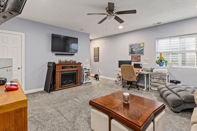 1276 SE Williams Court, Waukee, IA 50263