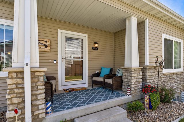 1276 SE Williams Court, Waukee, IA 50263