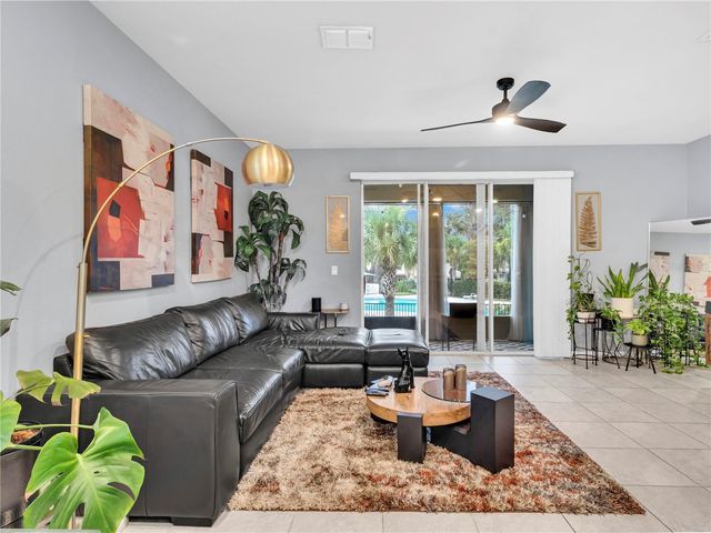 5019 BLUE LATAN LANE, Tampa, FL 33610