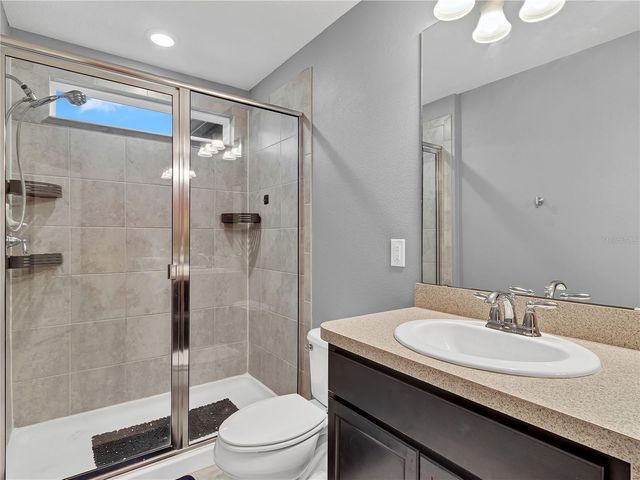5019 BLUE LATAN LANE, Tampa, FL 33610