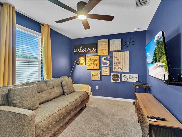 5019 BLUE LATAN LANE, Tampa, FL 33610