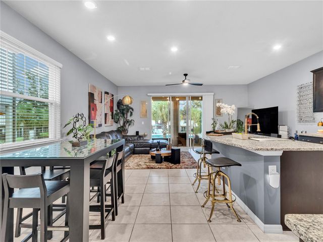 5019 BLUE LATAN LANE, Tampa, FL 33610