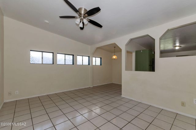 2416 S Forgeus Stravenue, Tucson, AZ 85713