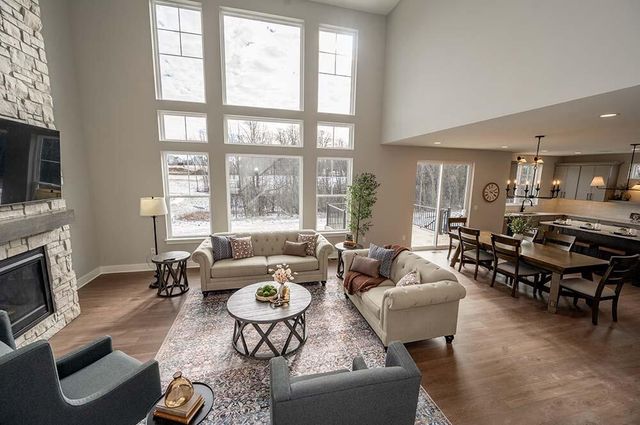 N51W18921 Quietwood DRIVE, Menomonee Falls, WI 53051