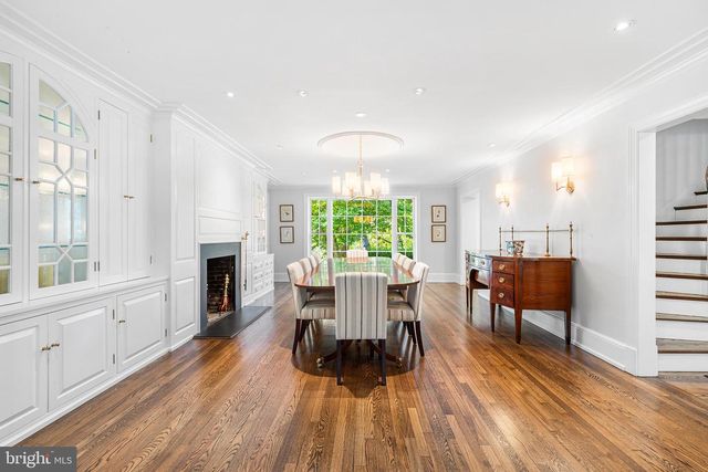 2490 WHITE HORSE RD, Berwyn, PA 19312