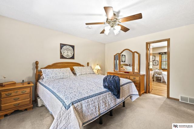 1119 Wood Court, Fremont, NE 68025