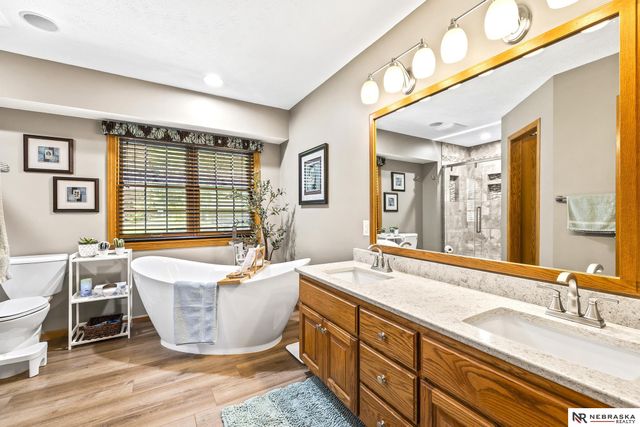 1119 Wood Court, Fremont, NE 68025