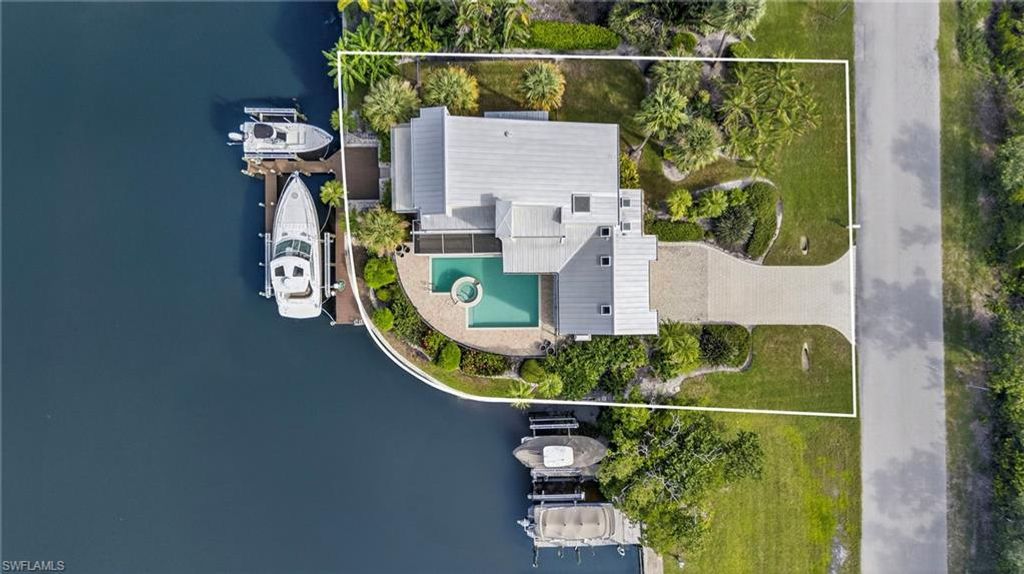 1290 Bay DR, SANIBEL, FL 33957 — photo 2