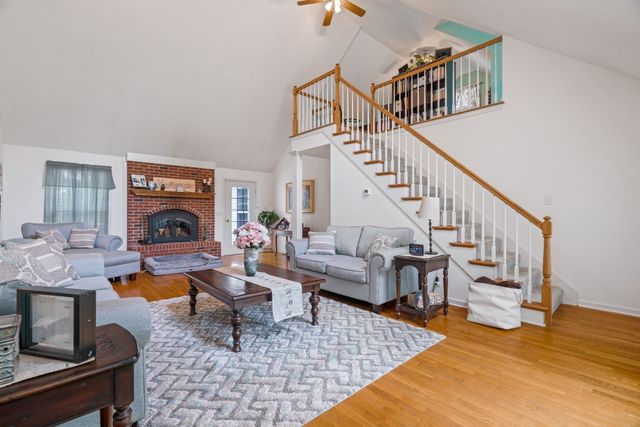 5291 Sam Hill Rd, Smyrna, TN 37167