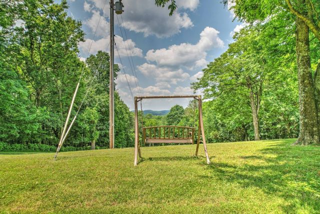 5291 Sam Hill Rd, Smyrna, TN 37167
