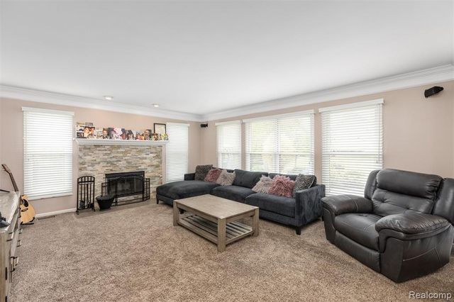 30425 Norwich Drive, Novi, MI 48377