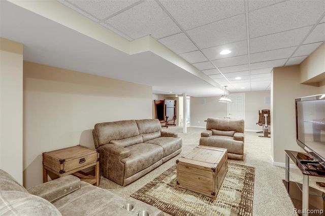 30425 Norwich Drive, Novi, MI 48377