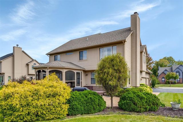 30425 Norwich Drive, Novi, MI 48377