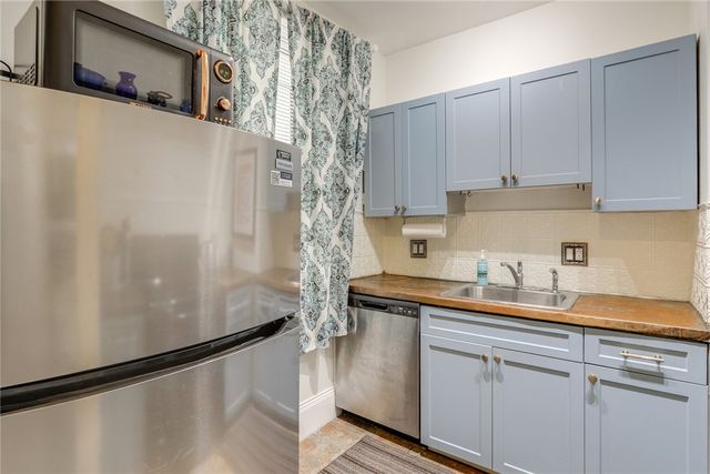 173 congdon Street 3, Providence, RI 02906