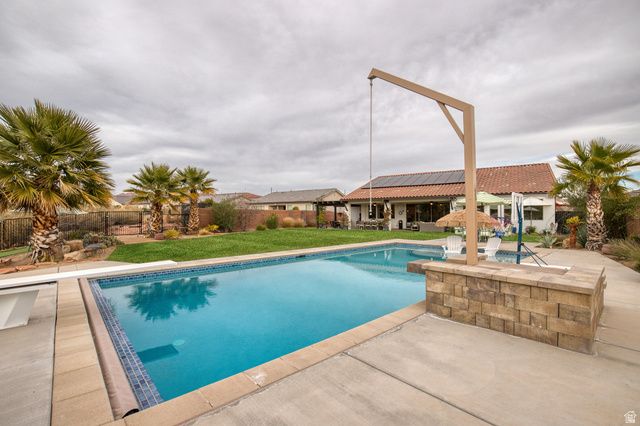 1219 N VIA DEL SOL, Washington, UT 84780