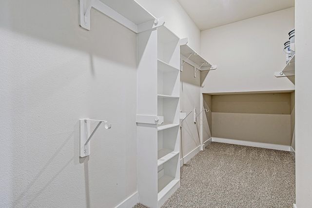 181 Peninsula Point Drive, Montgomery, TX 77356