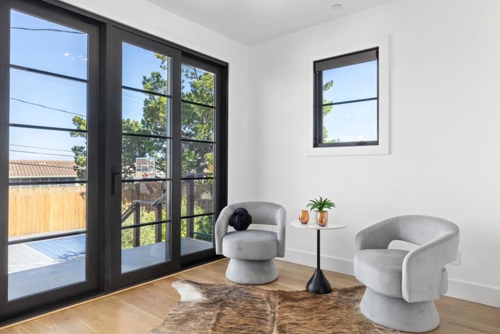 Image 16 of property listing at 611 Nevada Avenue, San Mateo, CA 94402