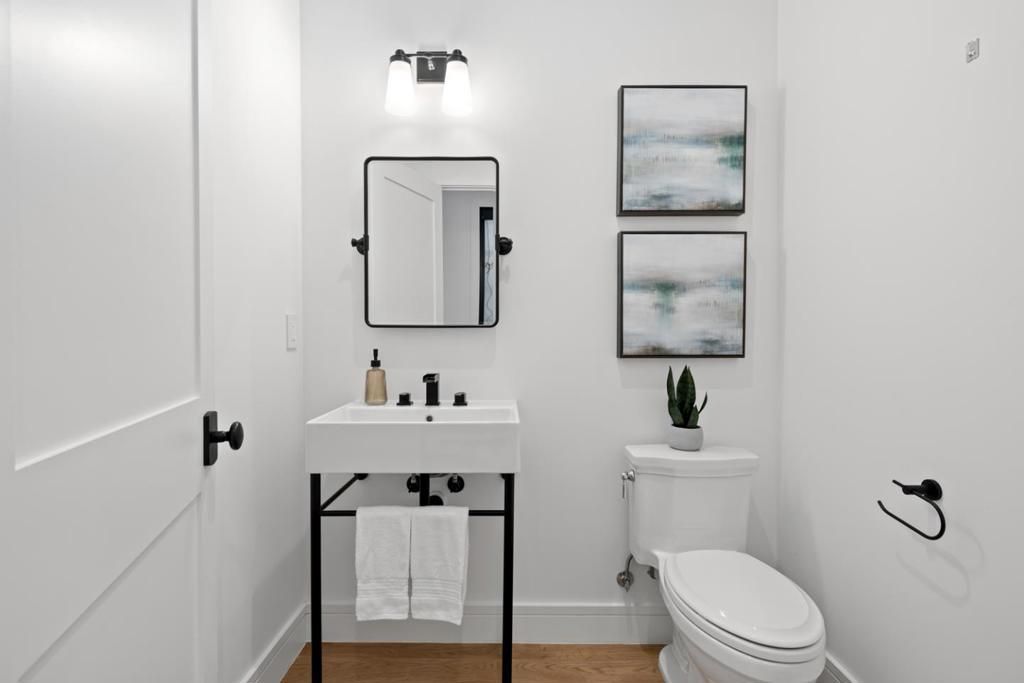 Image 19 of property listing at 611 Nevada Avenue, San Mateo, CA 94402