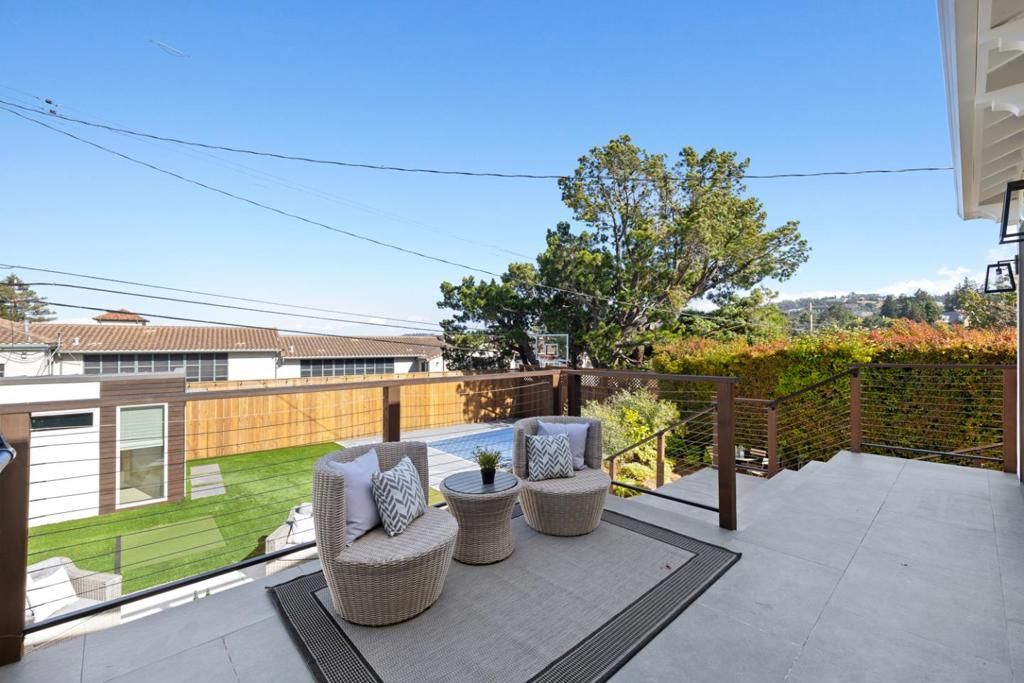 Image 37 of property listing at 611 Nevada Avenue, San Mateo, CA 94402