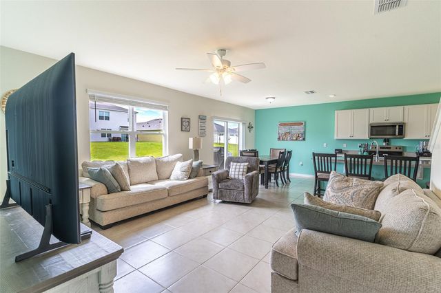 1328 DAISY FIELD DRIVE, Winter Haven, FL 33884