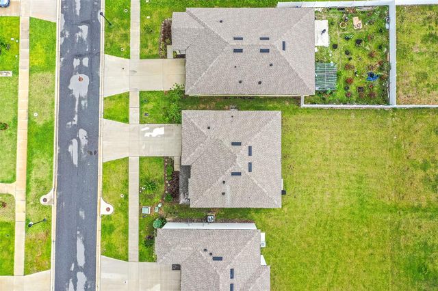 1328 DAISY FIELD DRIVE, Winter Haven, FL 33884