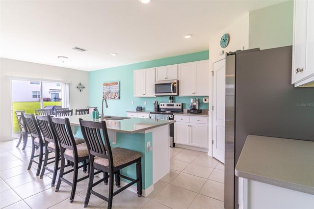 1328 DAISY FIELD DRIVE, Winter Haven, FL 33884