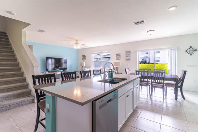 1328 DAISY FIELD DRIVE, Winter Haven, FL 33884