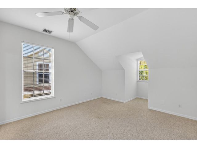 814 Carolina Circle SW, Vero Beach, FL 32962
