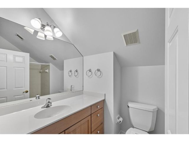 814 Carolina Circle SW, Vero Beach, FL 32962