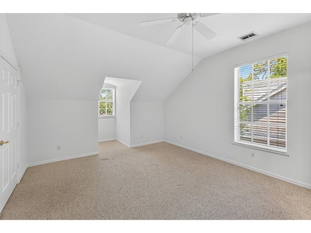 814 Carolina Circle SW, Vero Beach, FL 32962