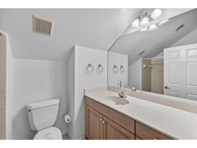 814 Carolina Circle SW, Vero Beach, FL 32962