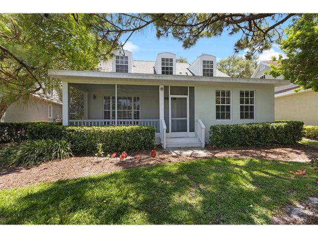 814 Carolina Circle SW, Vero Beach, FL 32962