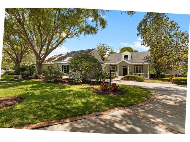 814 Carolina Circle SW, Vero Beach, FL 32962